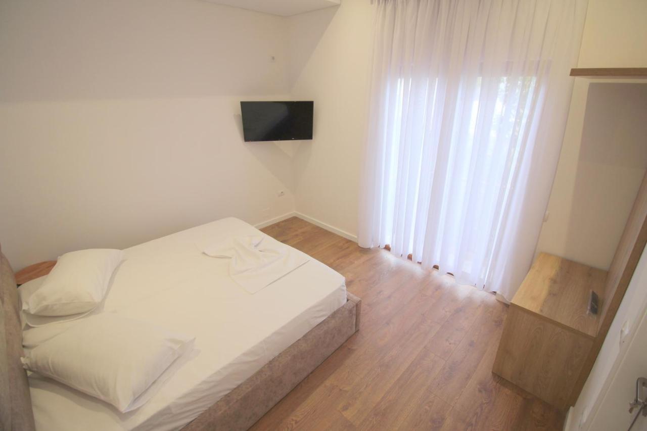 Juer Hotel Bajkaj Exterior foto